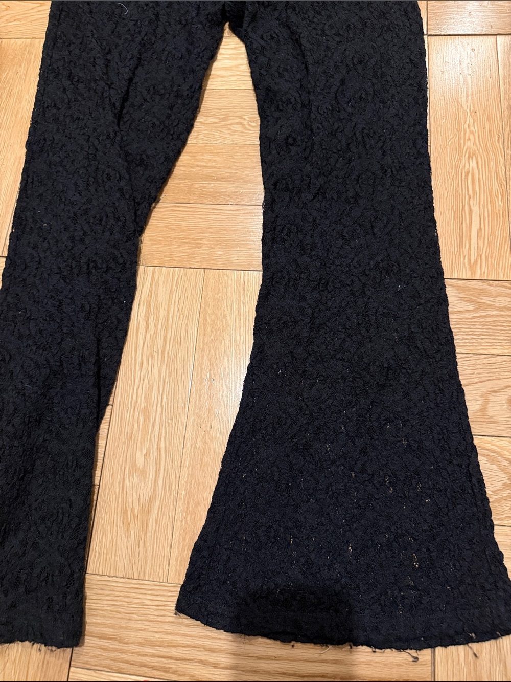 Lace pants - Picture 3 of 3